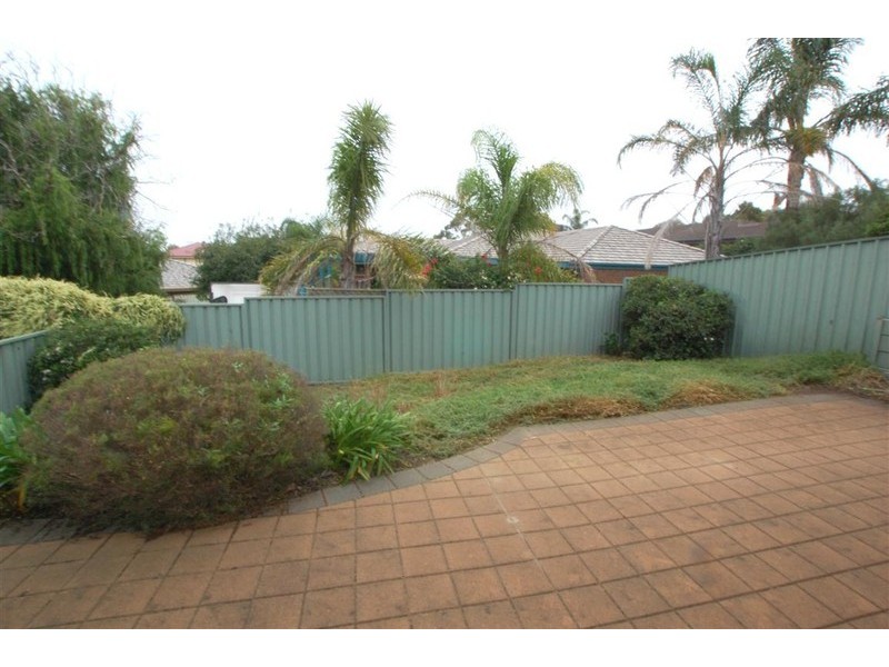14  Gem St, Aberfoyle Park SA 5159