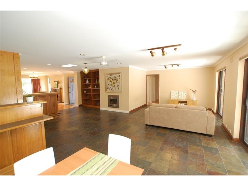 7 Fairlie Drive, Flagstaff Hill SA 5159