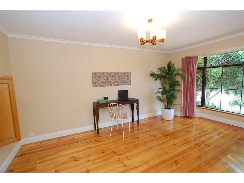 7 Fairlie Drive, Flagstaff Hill SA 5159