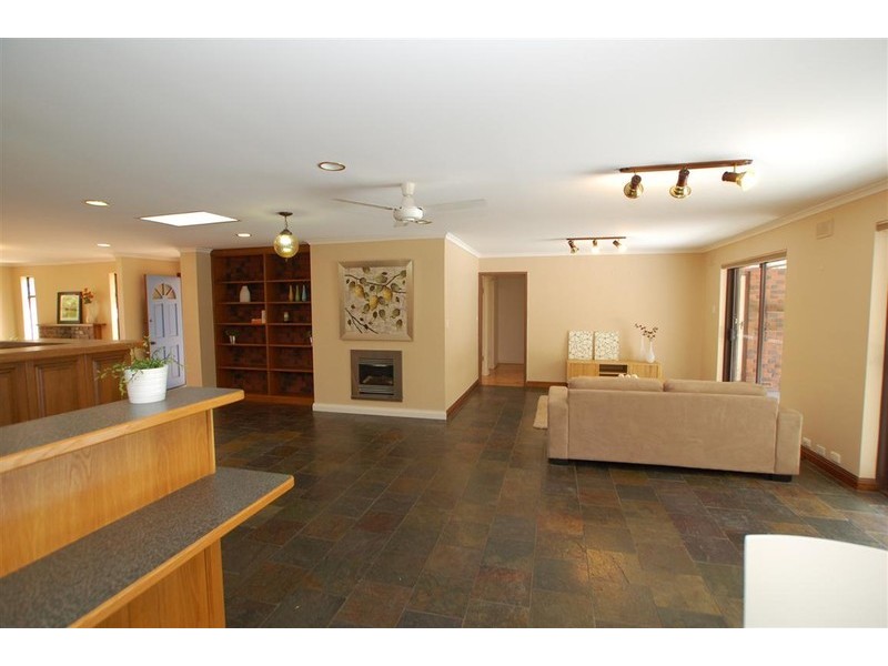 7 Fairlie Drive, Flagstaff Hill SA 5159