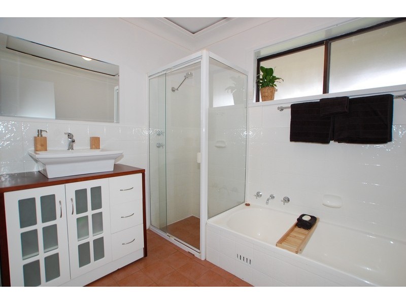 9 Calomba Street, Happy Valley SA 5159