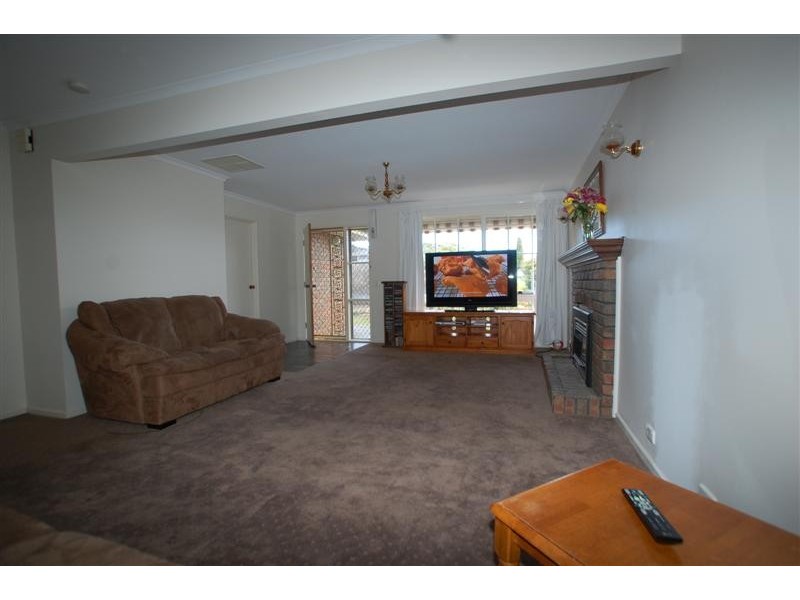 Eleven Greenfield Rise, Aberfoyle Park SA 5159