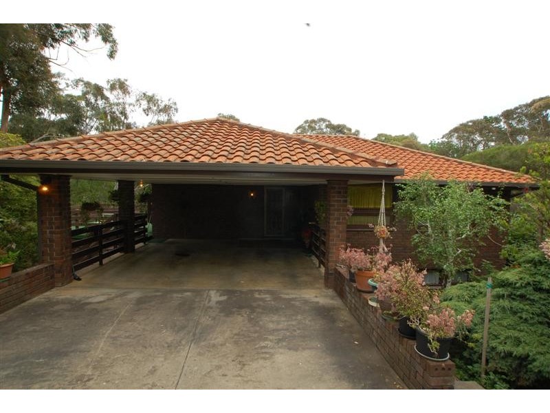 3 Willunga Close, Eden Hills SA 5050