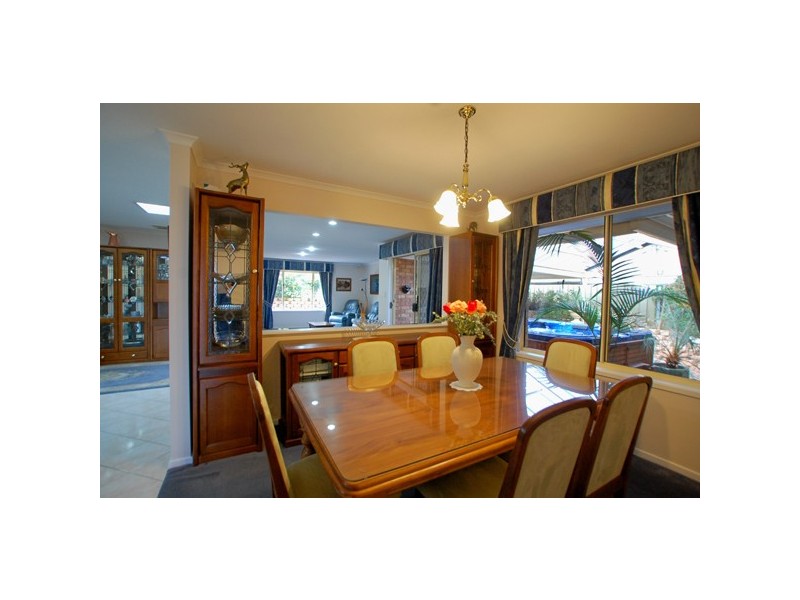 114 Perry Barr Road, Hallett Cove SA 5158