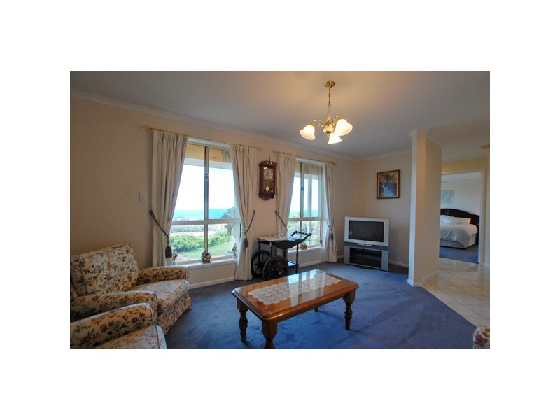 114 Perry Barr Road, Hallett Cove SA 5158