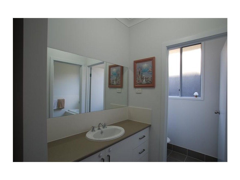 5a  Harbrow Grove, Seacombe Gardens SA 5047