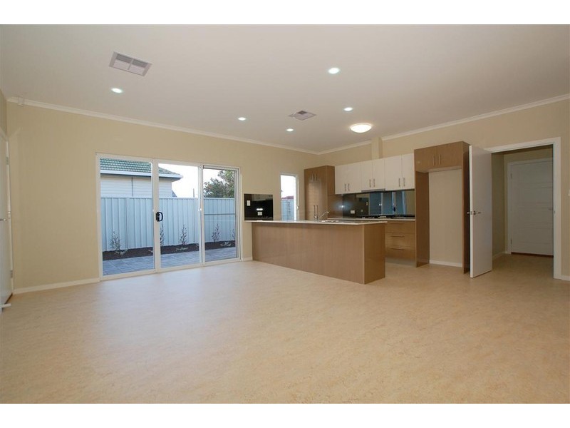 3 Fourth Avenue, Ascot Park SA 5043