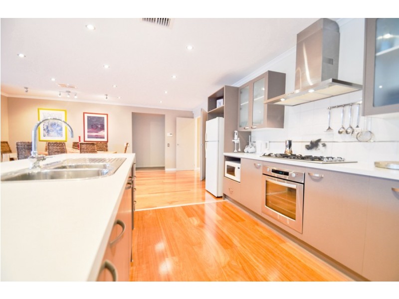 34 Daveys Road, Flagstaff Hill SA 5159