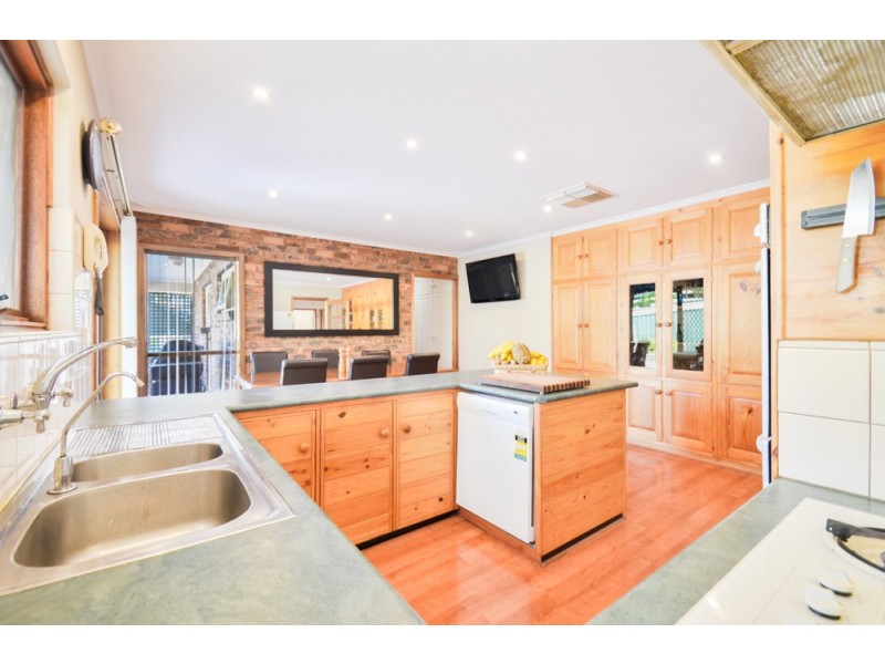 4 Moffatt Court, Flagstaff Hill SA 5159