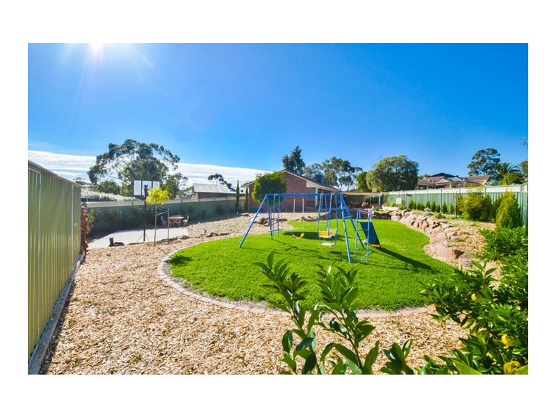 4 Moffatt Court, Flagstaff Hill SA 5159
