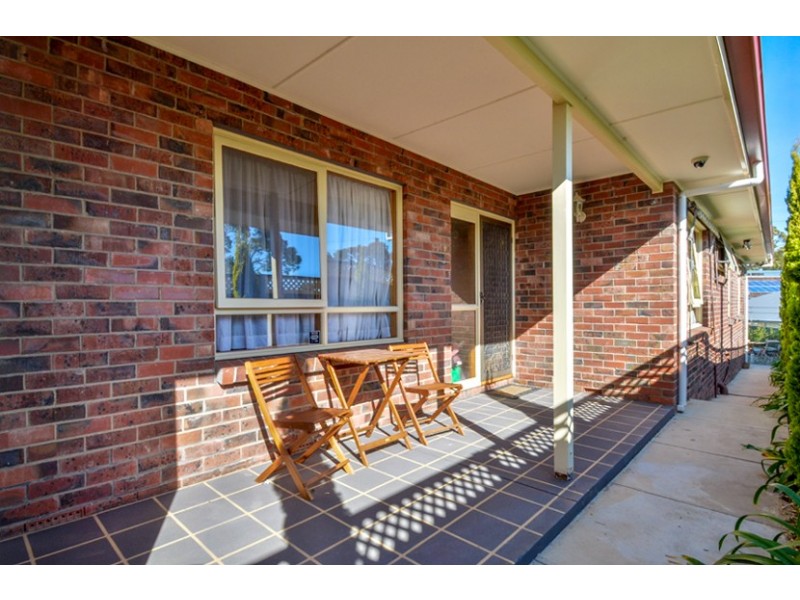 4 Moffatt Court, Flagstaff Hill SA 5159
