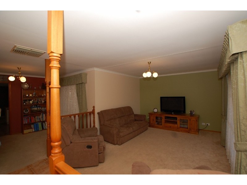 66 Investigator Dr., Woodcroft SA 5162
