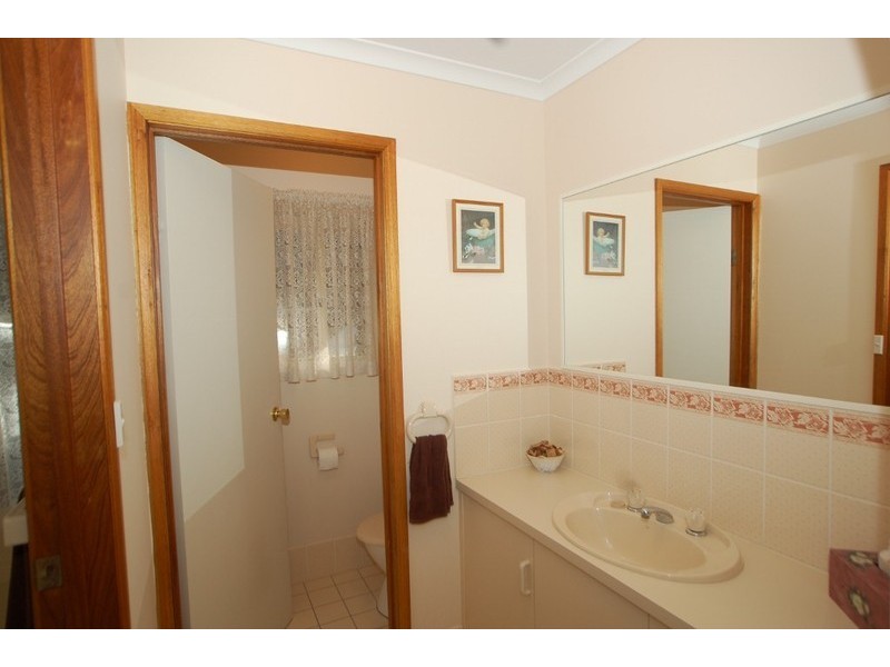 66 Investigator Dr., Woodcroft SA 5162