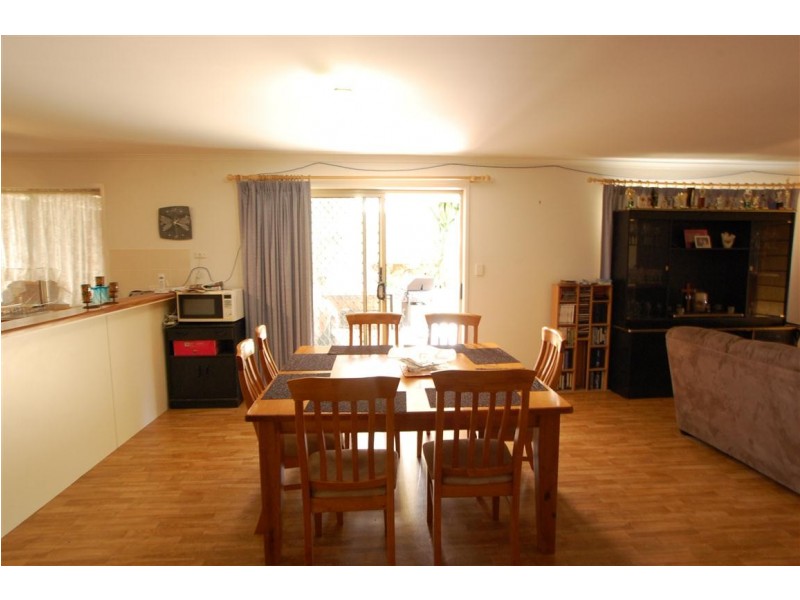 8 The Oaks Parade, Aberfoyle Park SA 5159