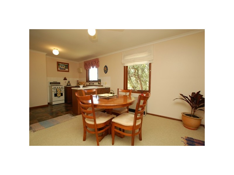 27 Denby Close, Christie Downs SA 5164