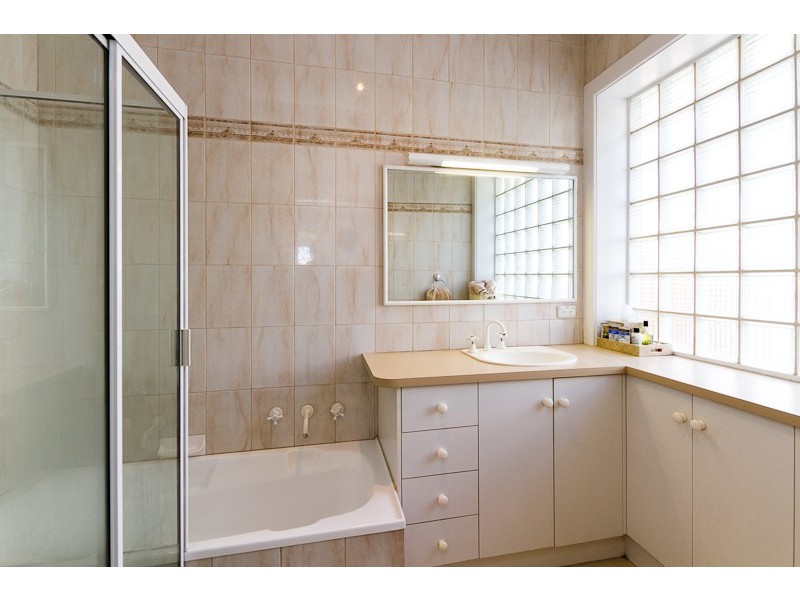 11 Hulbert Street, Hove SA 5048