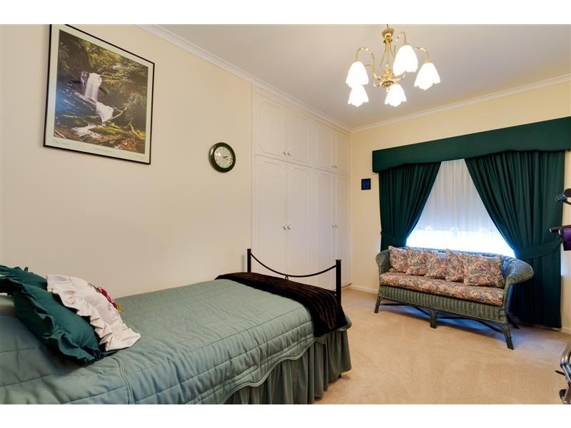 3 Tolcairn Cres, Flagstaff Hill SA 5159