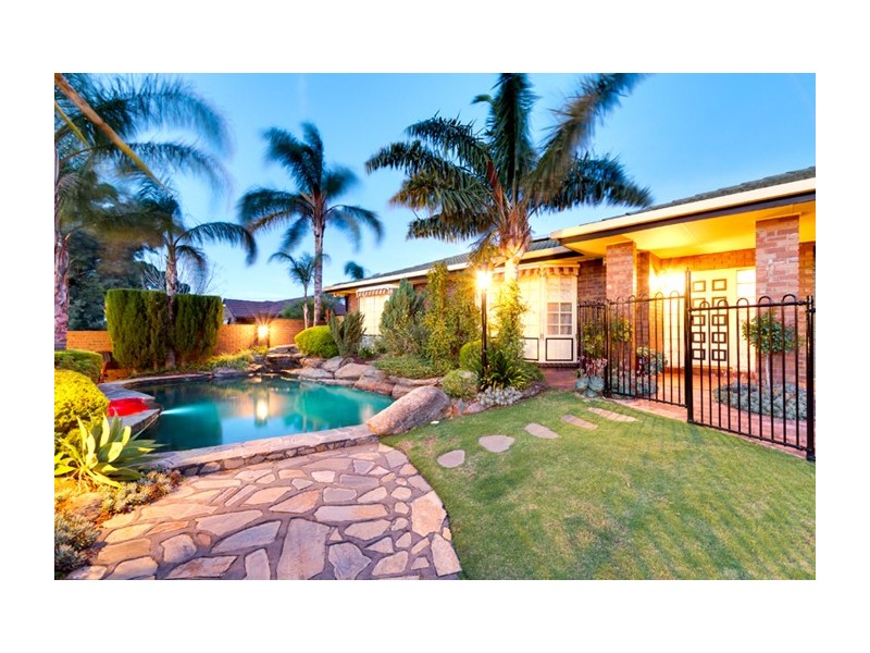 3 Tolcairn Cres, Flagstaff Hill SA 5159