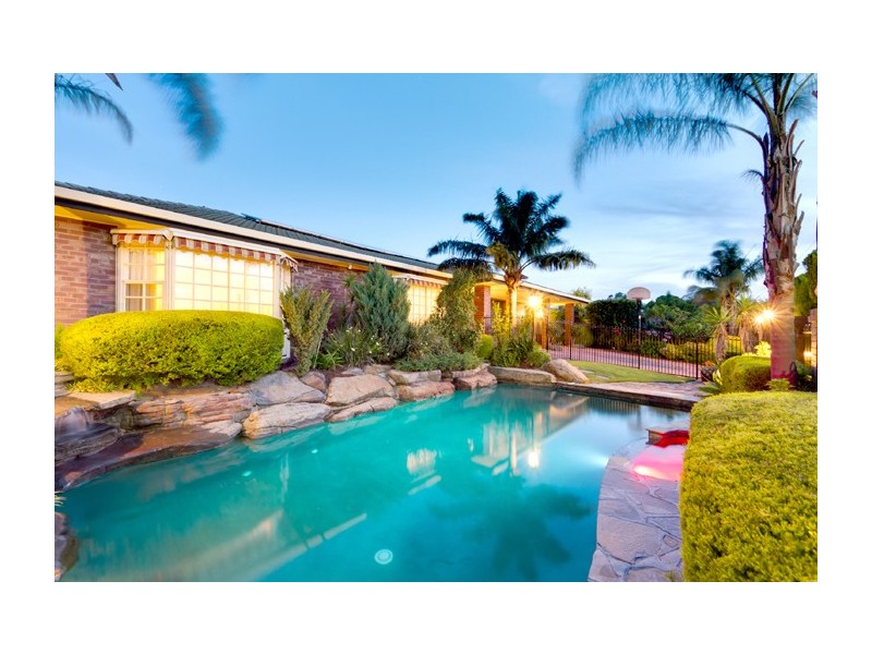 3 Tolcairn Cres, Flagstaff Hill SA 5159