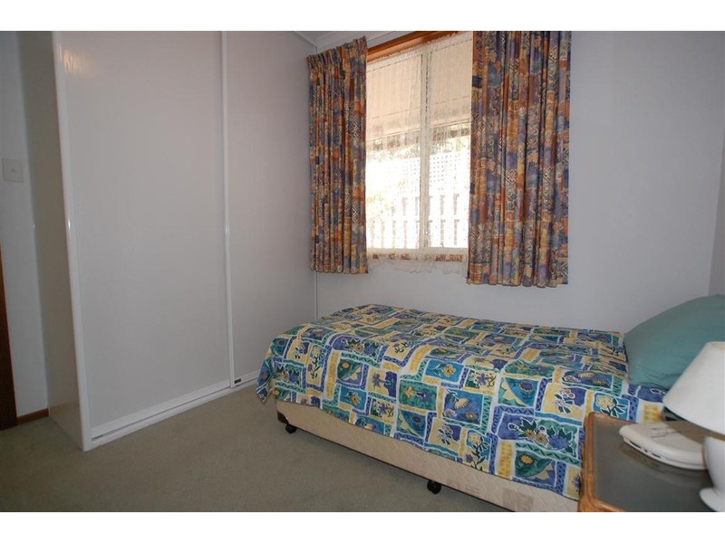 2, 58A Bolton Crt, Flagstaff Hill SA 5159