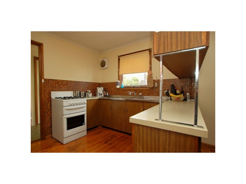 Nine Majorca Road, Hackham West SA 5163