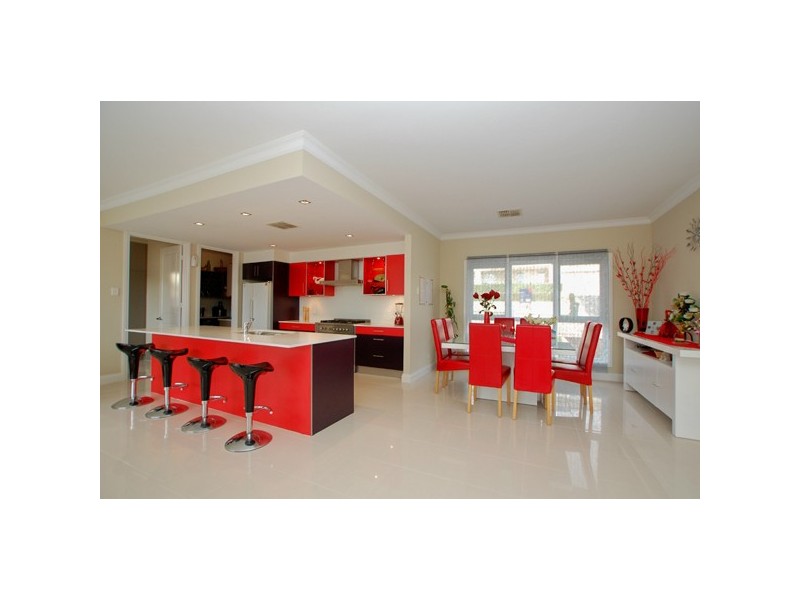 4 Norfolk Street, Flagstaff Hill SA 5159