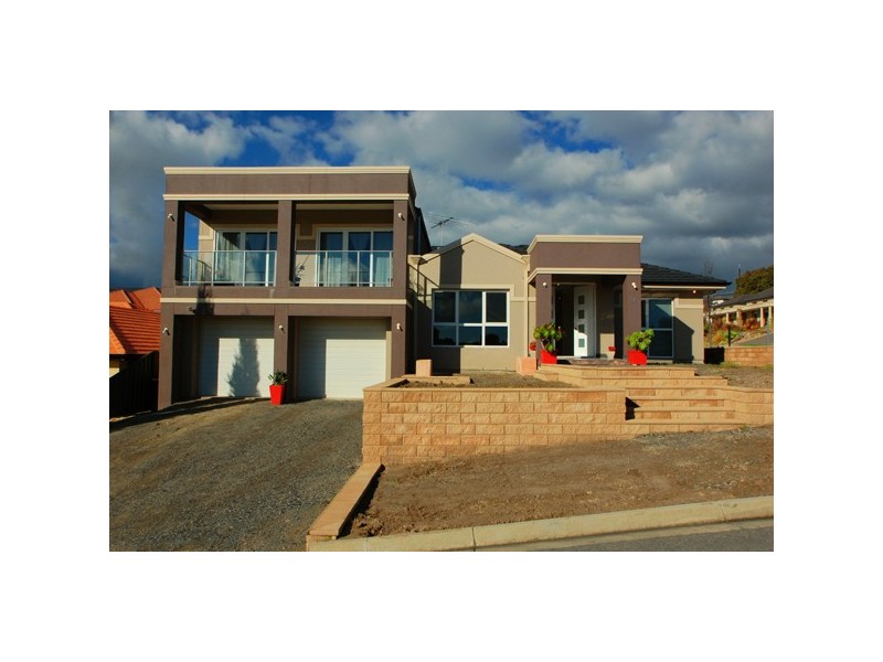 4 Norfolk Street, Flagstaff Hill SA 5159