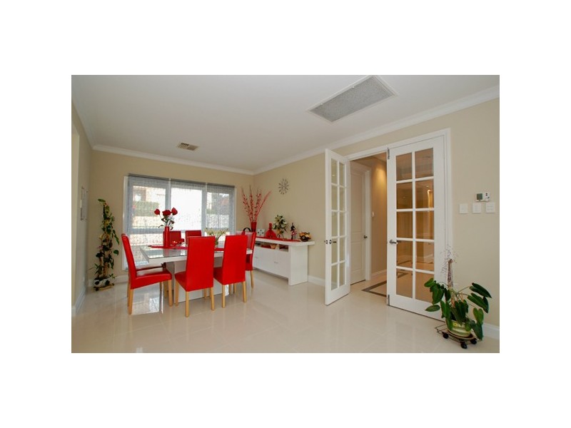 4 Norfolk Street, Flagstaff Hill SA 5159