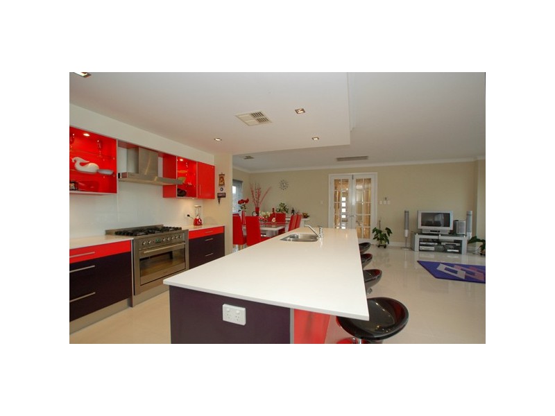 4 Norfolk Street, Flagstaff Hill SA 5159