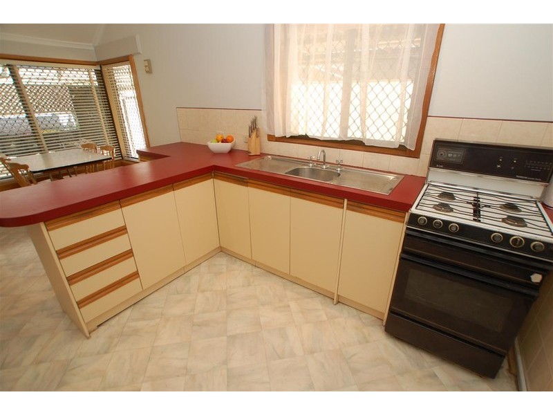 35 Minkie Avenue, Mitchell Park SA 5043