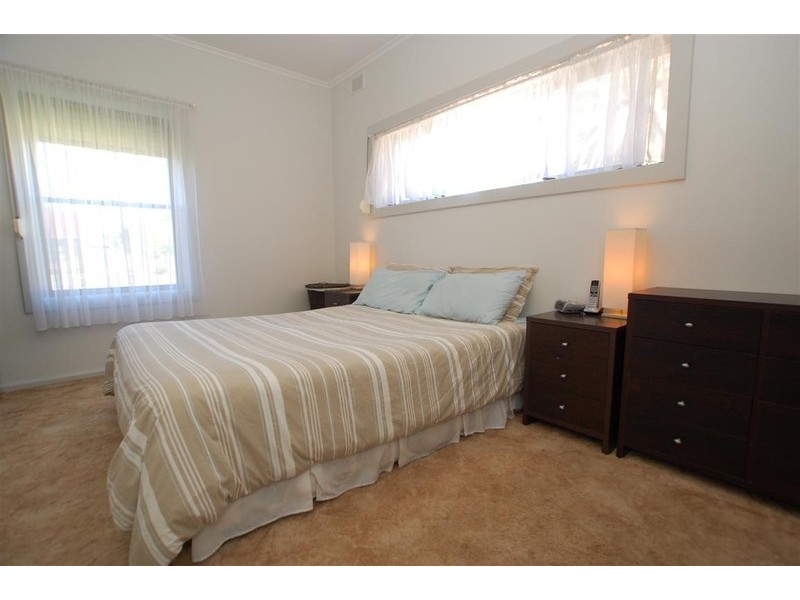 35 Minkie Avenue, Mitchell Park SA 5043