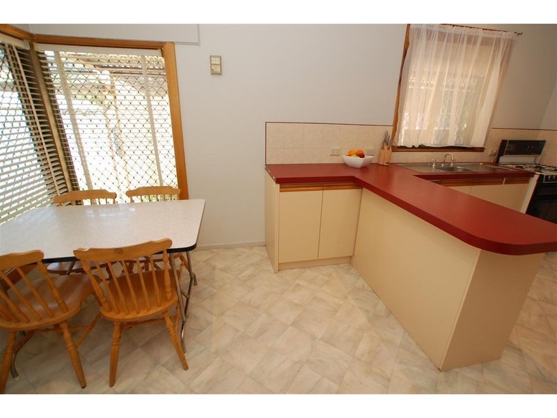 35 Minkie Avenue, Mitchell Park SA 5043