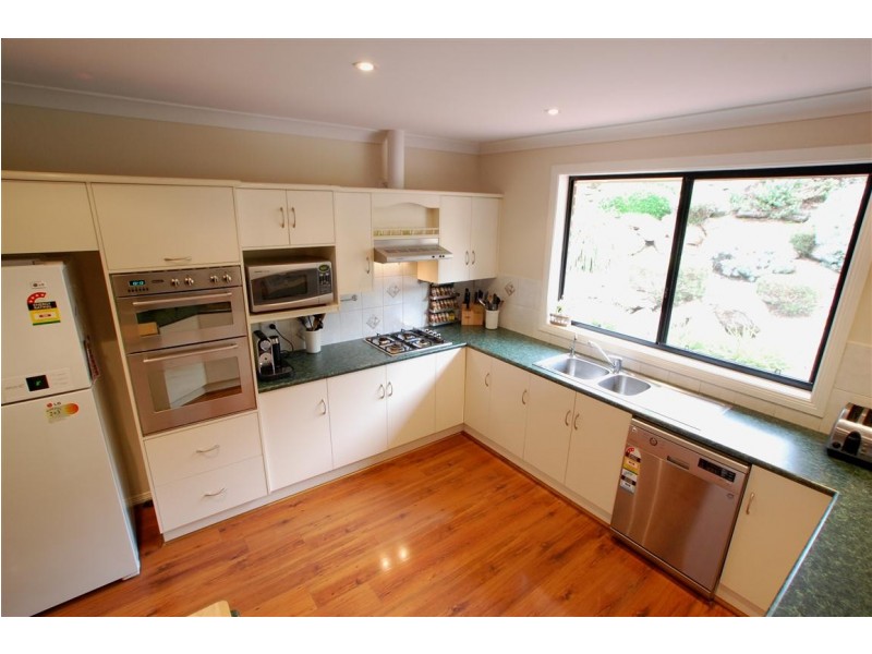 59 The Oaks Parade, Aberfoyle Park SA 5159