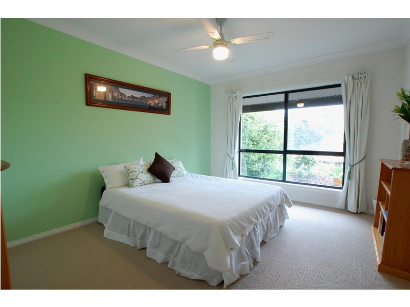 59 The Oaks Parade, Aberfoyle Park SA 5159