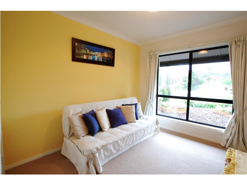 59 The Oaks Parade, Aberfoyle Park SA 5159