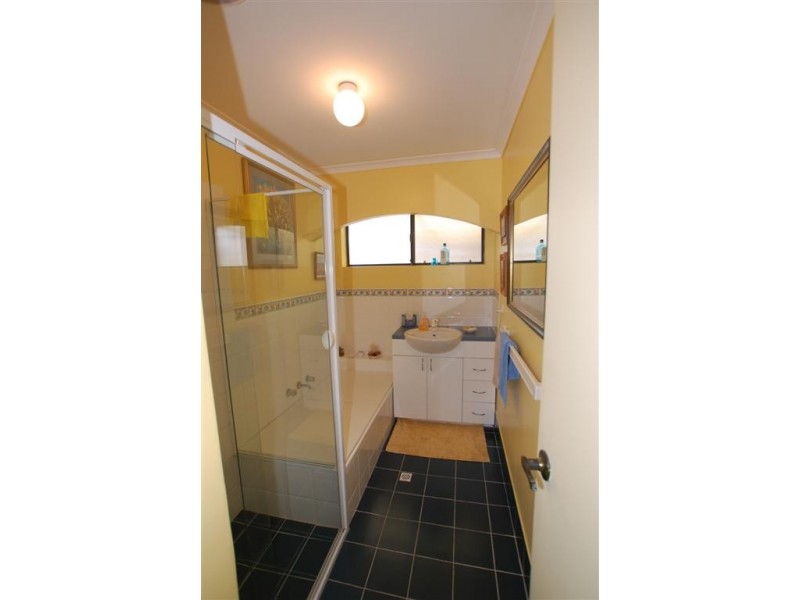 15 Fyfe Court, Aberfoyle Park SA 5159