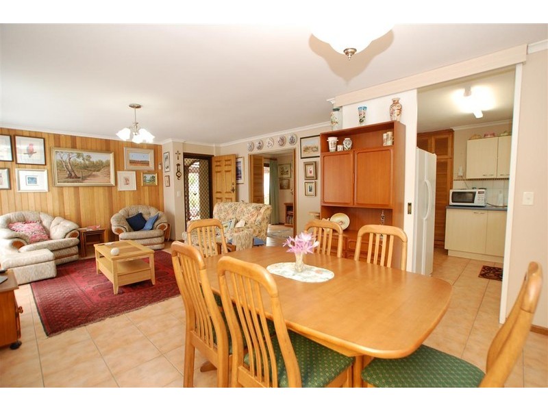 15 Fyfe Court, Aberfoyle Park SA 5159