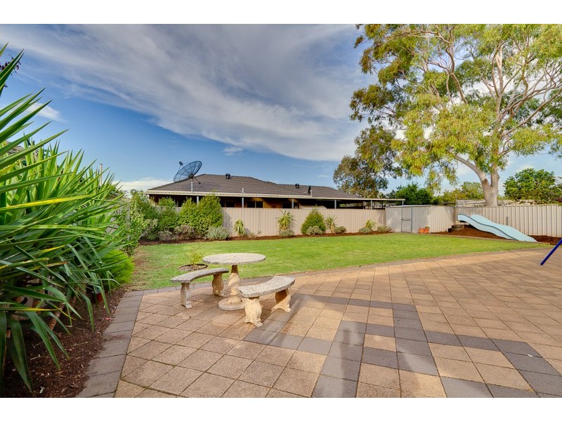 11 Rosefield Lane, Sturt SA 5047