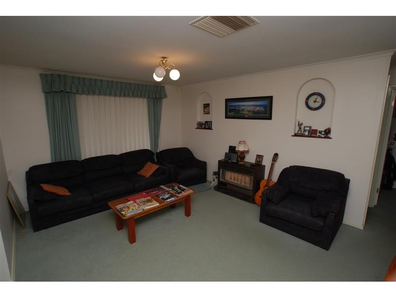 4 Archer Court, Morphett Vale SA 5162