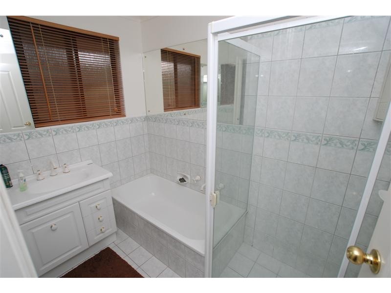 4 Archer Court, Morphett Vale SA 5162