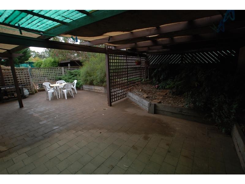 4 Archer Court, Morphett Vale SA 5162