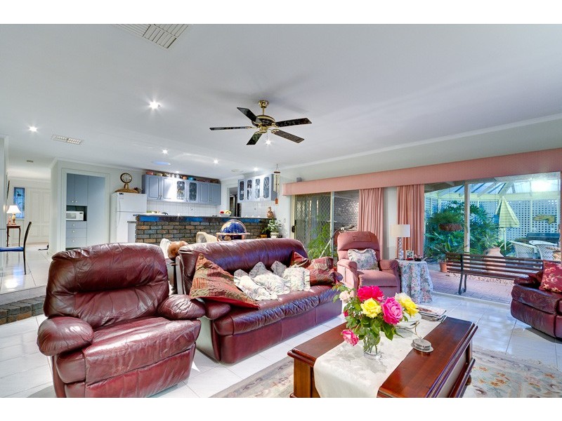 5 Charlson Rise, Happy Valley SA 5159