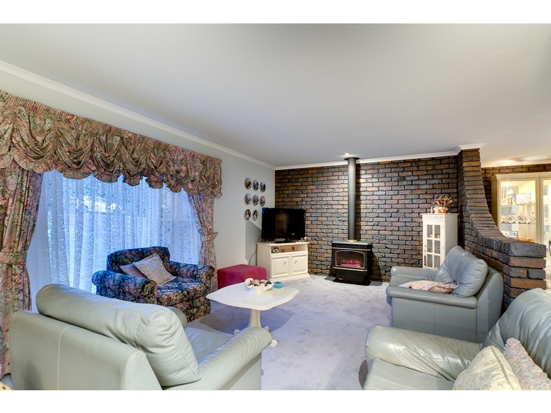 5 Charlson Rise, Happy Valley SA 5159