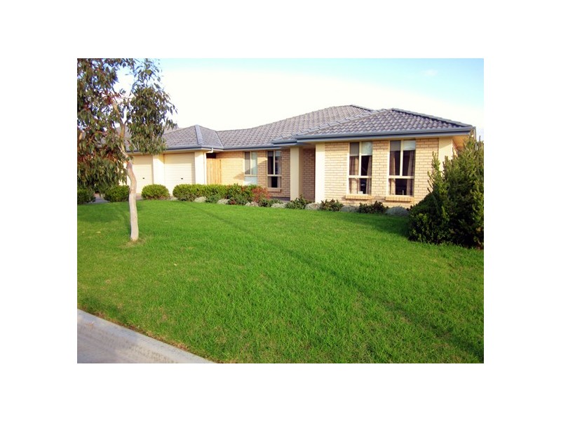 Six Halcyon Circuit, Aldinga Beach SA 5173