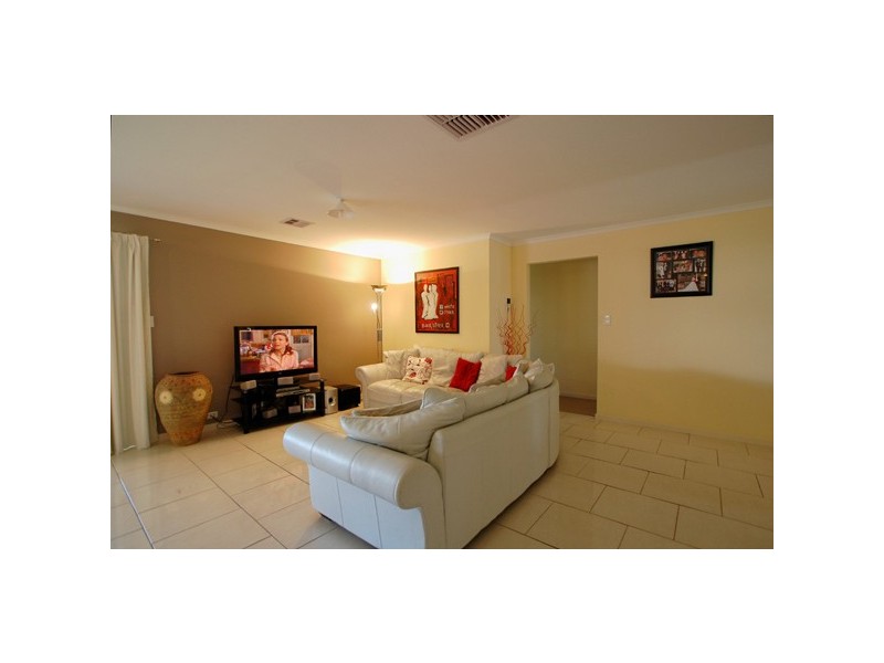 Six Halcyon Circuit, Aldinga Beach SA 5173