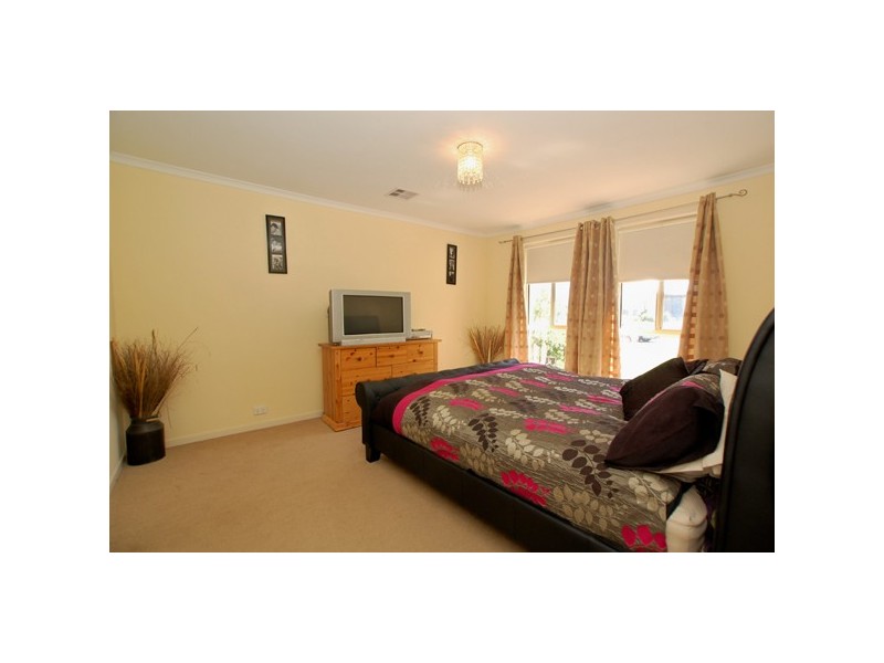 Six Halcyon Circuit, Aldinga Beach SA 5173