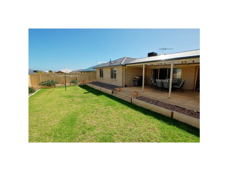 Six Halcyon Circuit, Aldinga Beach SA 5173