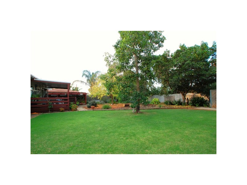 21 Kent Avenue, Seacombe Gardens SA 5047