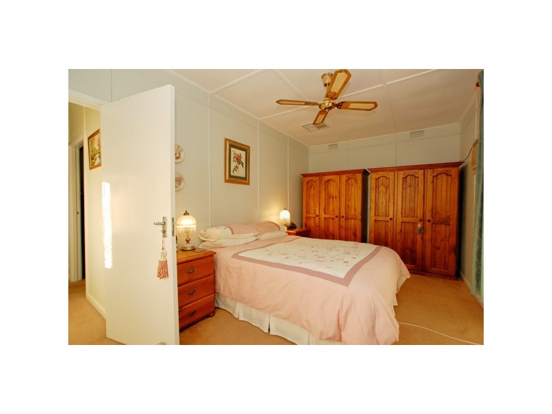 21 Kent Avenue, Seacombe Gardens SA 5047