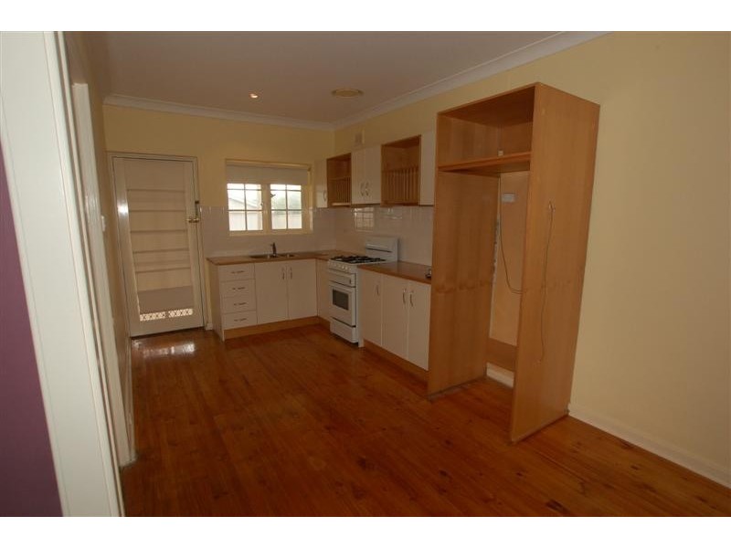 30 Sampson Road, Mitchell Park SA 5043